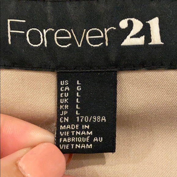 Forever 21 Color Block Tan and Black Blazer Women’s Size L - Picture 5 of 7